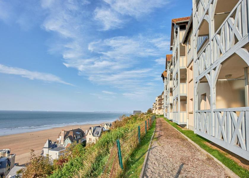 Normandy Trouville-sur-Mer balcony/terrace