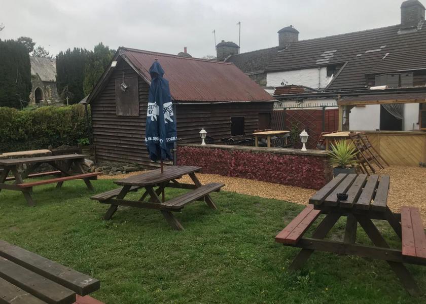 Wales Rhayader garden