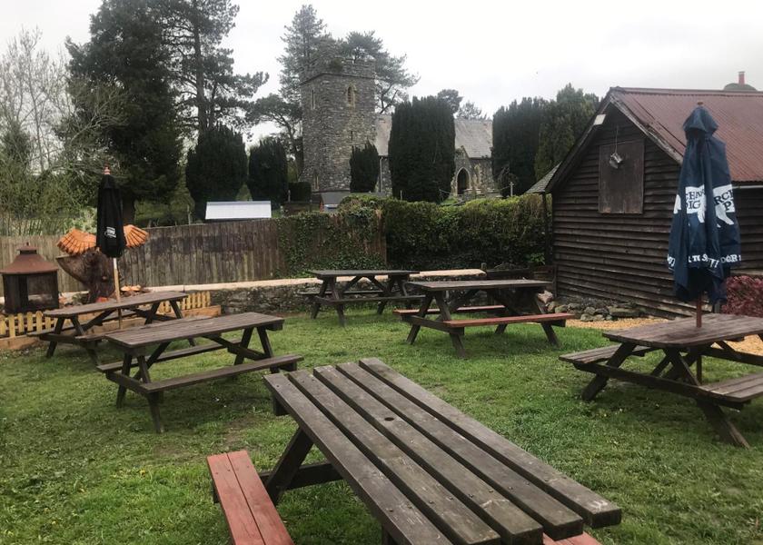 Wales Rhayader garden