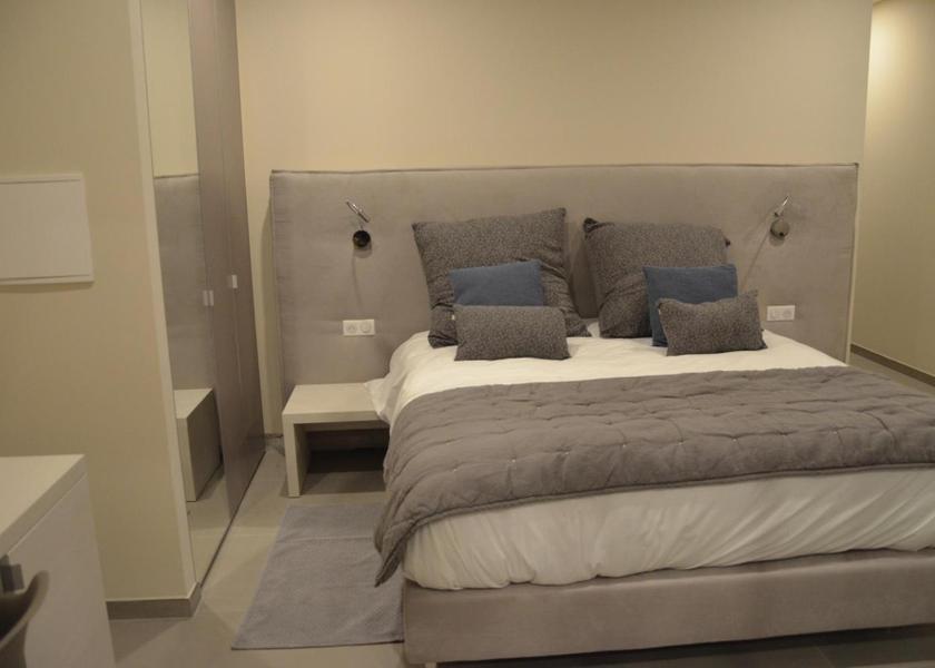 Corsica Propriano Junior Suite with Terrace and Sea View
