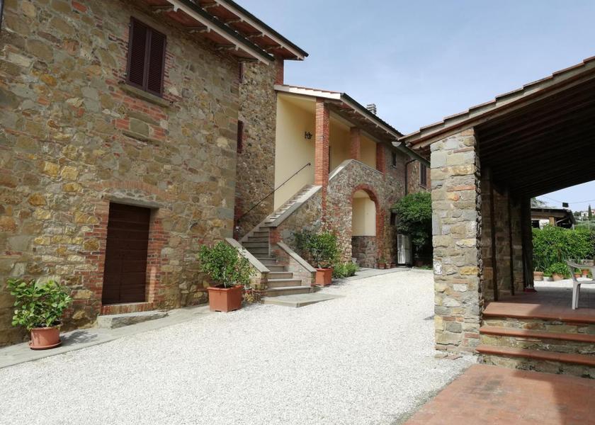 Tuscany Lucignano exterior view