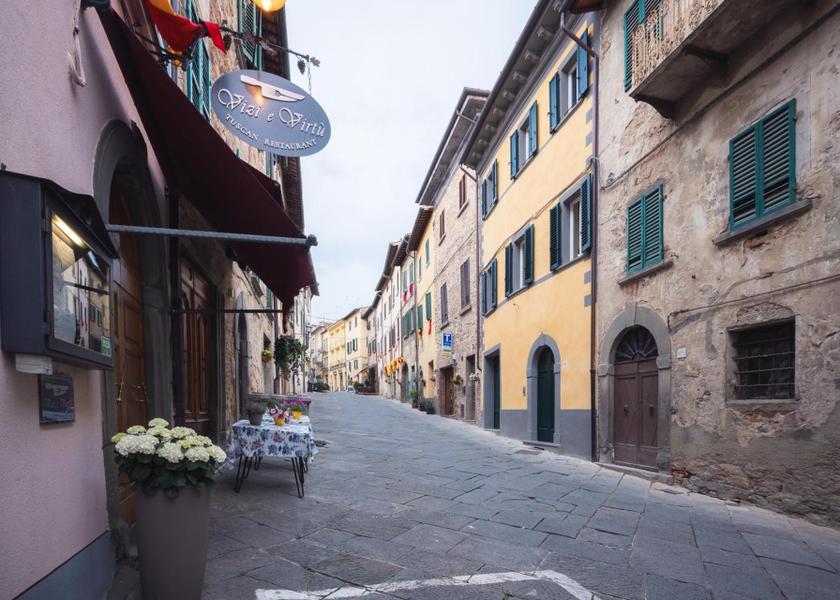 Tuscany Lucignano view