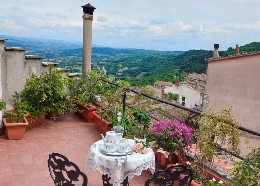 Campania Morcone balcony/terrace