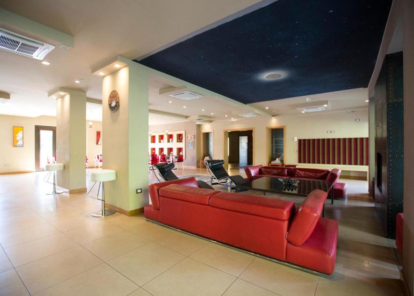 shared lounge/tv area