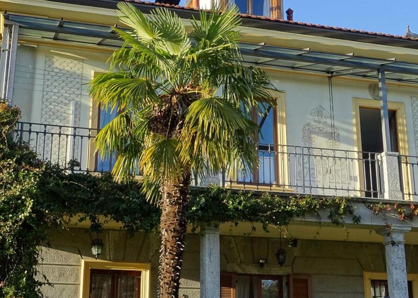 Lombardy San Fermo della Battaglia balcony/terrace