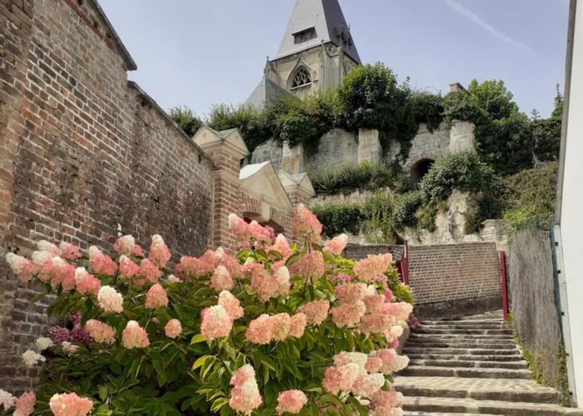 Hauts-de-France Albert nearby attraction