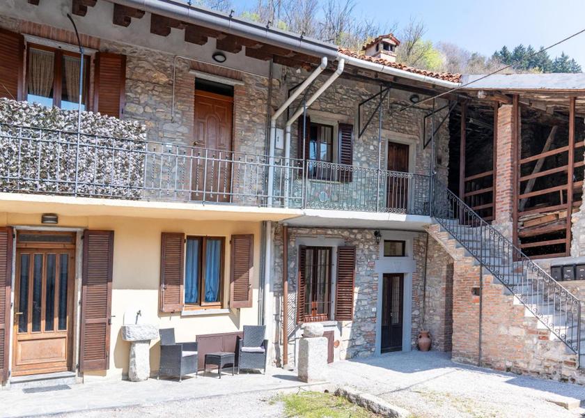 Lombardy Tavernerio entrance