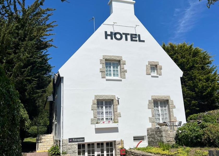 Brittany Carnac view