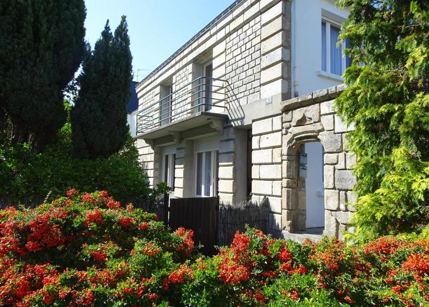 Brittany Carnac exterior view