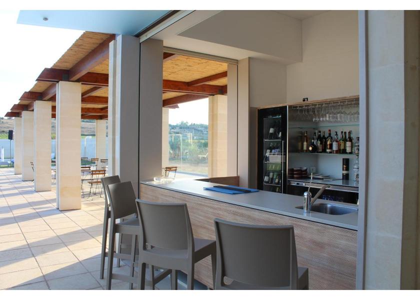Puglia Caprarica di Lecce bar/lounge