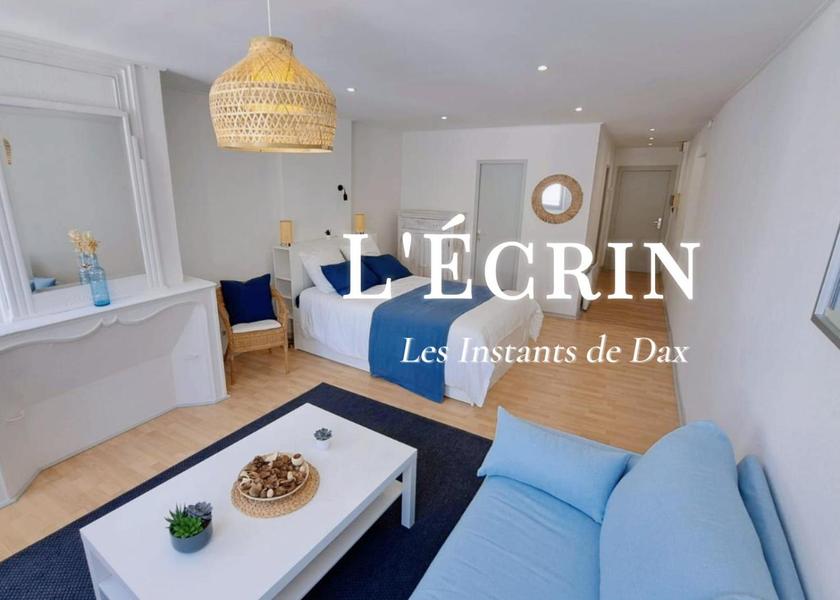 Nouvelle-Aquitaine Dax guestroom