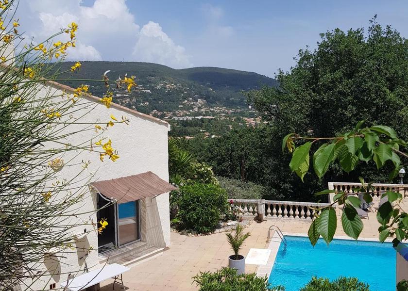 Provence - Alpes - Cote d'Azur Draguignan swimming pool