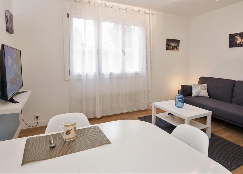 Auvergne-Rhône-Alpes Issoire Le Stade-Appartement-Appartement-Salle d'eau-Pas de vue