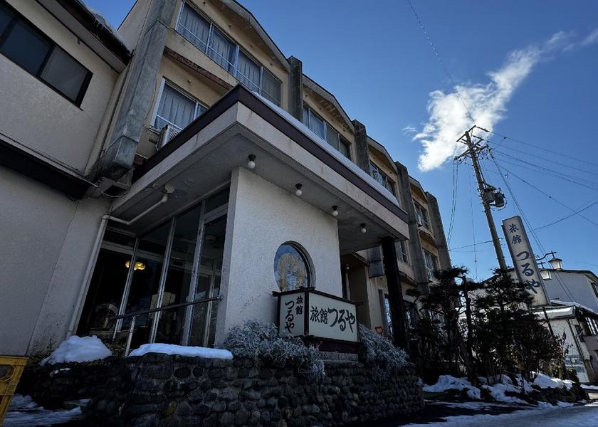Nagano Yamanouchi Hotel Exterior