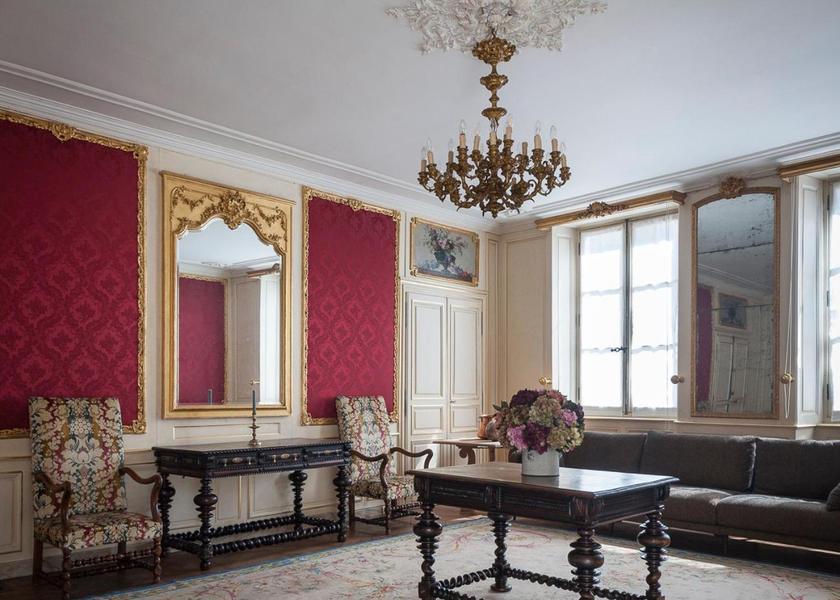 Centre-Loire Valley Saint-Amand-Montrond banquet hall