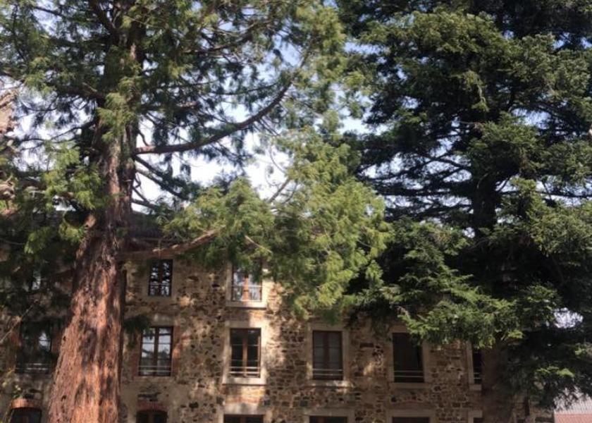 Auvergne-Rhône-Alpes Saint-Germain-Laprade exterior view