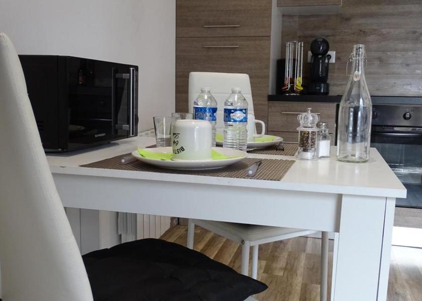 Auvergne-Rhone-Alpes Bourg-en-Bresse facilities