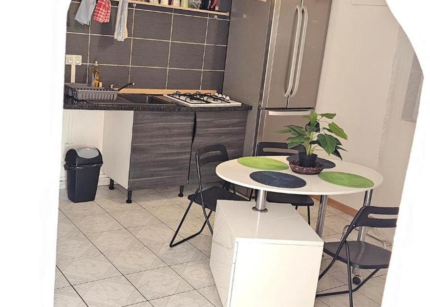 Auvergne-Rhone-Alpes Bourg-en-Bresse kitchen