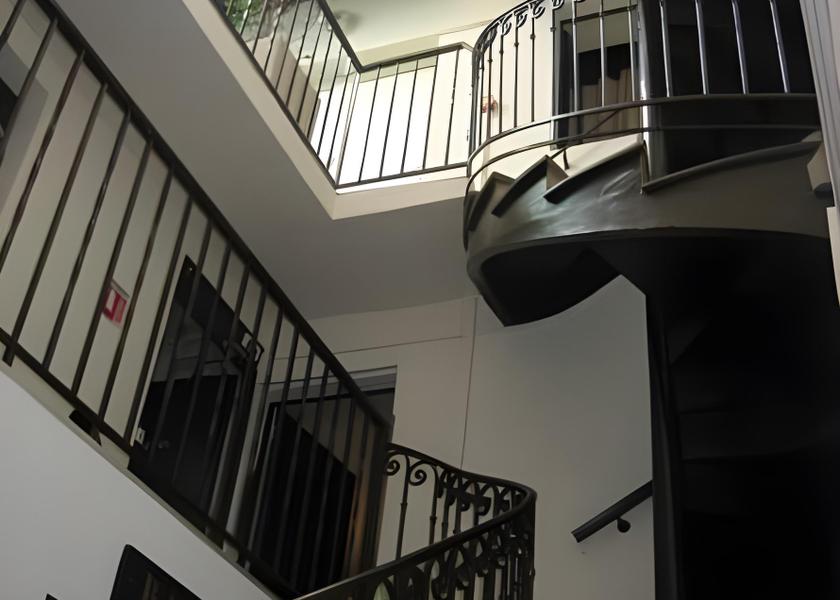 Auvergne-Rhône-Alpes Villefranche-sur-Saône interior view