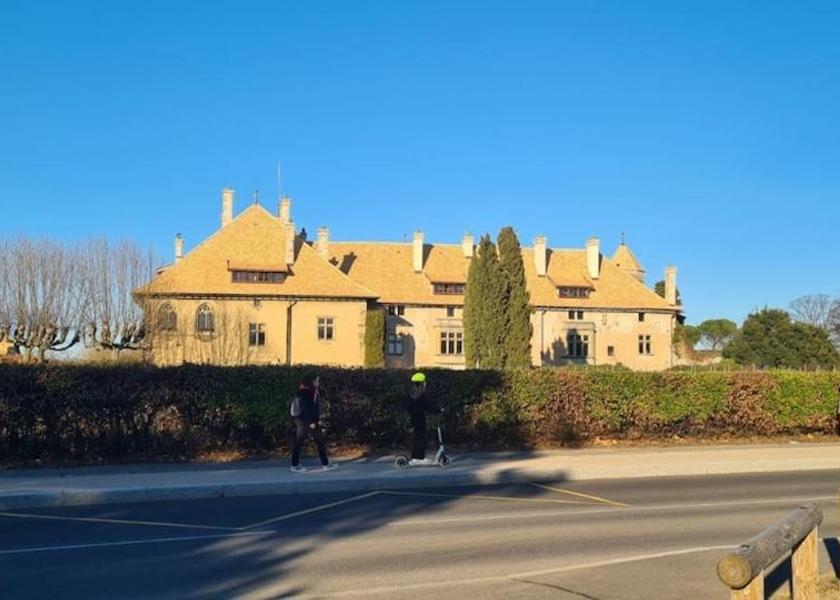 Auvergne-Rhone-Alpes Thonon-Les-Bains 