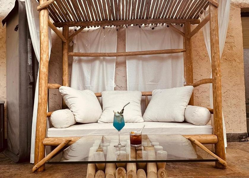 Var Saint-Tropez Public Areas