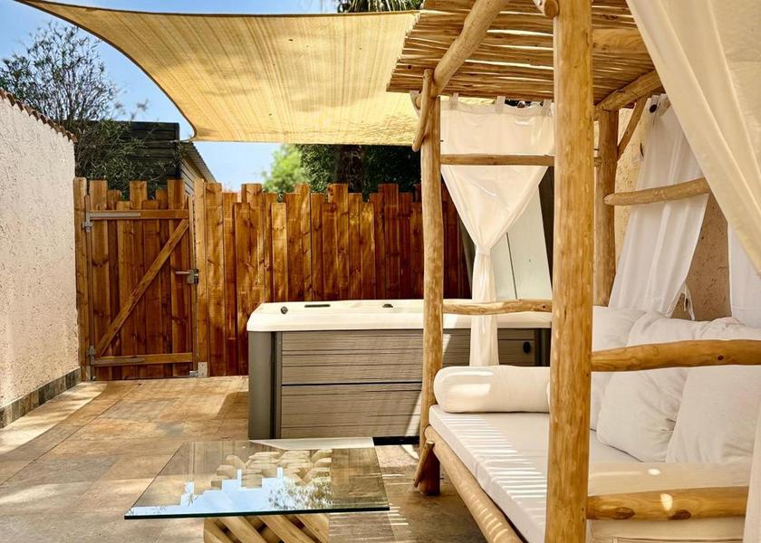 Var Saint-Tropez Public Areas