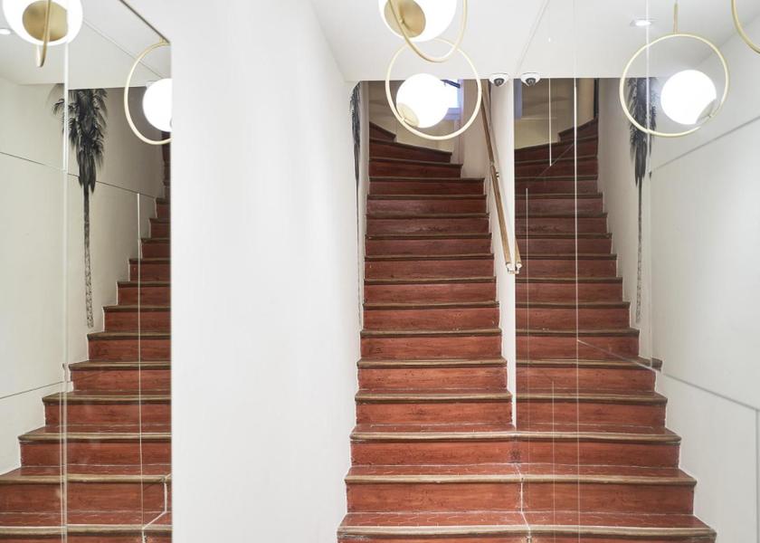 Var Saint-Tropez entrance