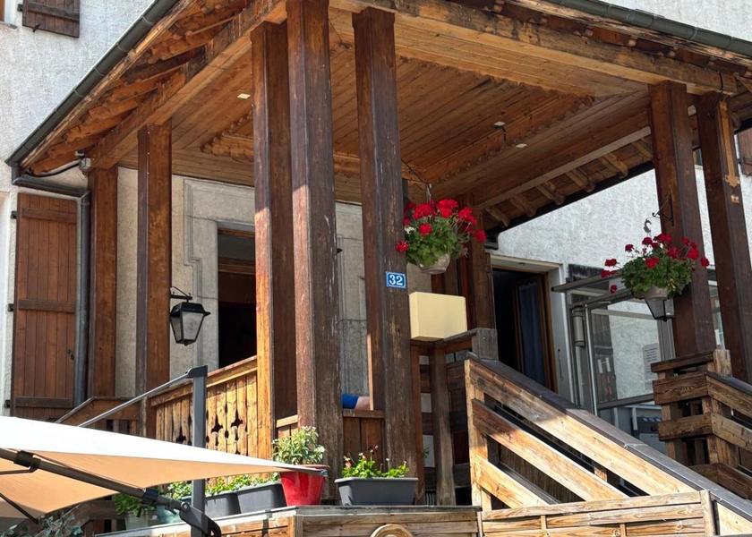 Auvergne-Rhone-Alpes Brides-les-Bains entrance