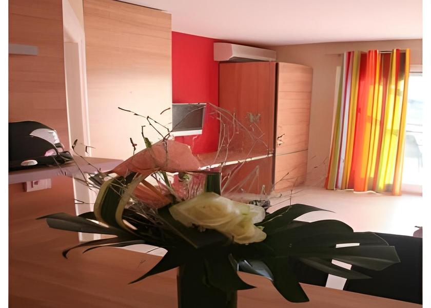 Occitanie Agde Public Areas