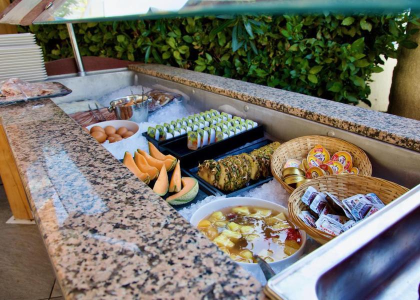 Occitanie Agde food and beverages