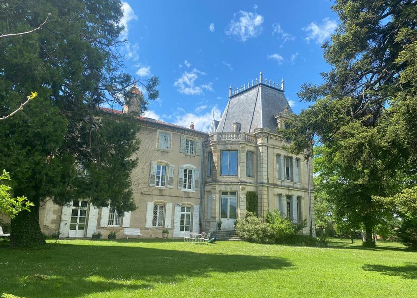 Auvergne-Rhône-Alpes Alixan garden