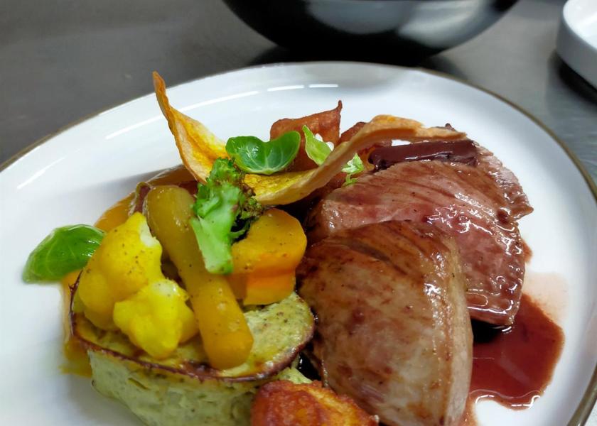 Auvergne-Rhone-Alpes Allevard food and beverages