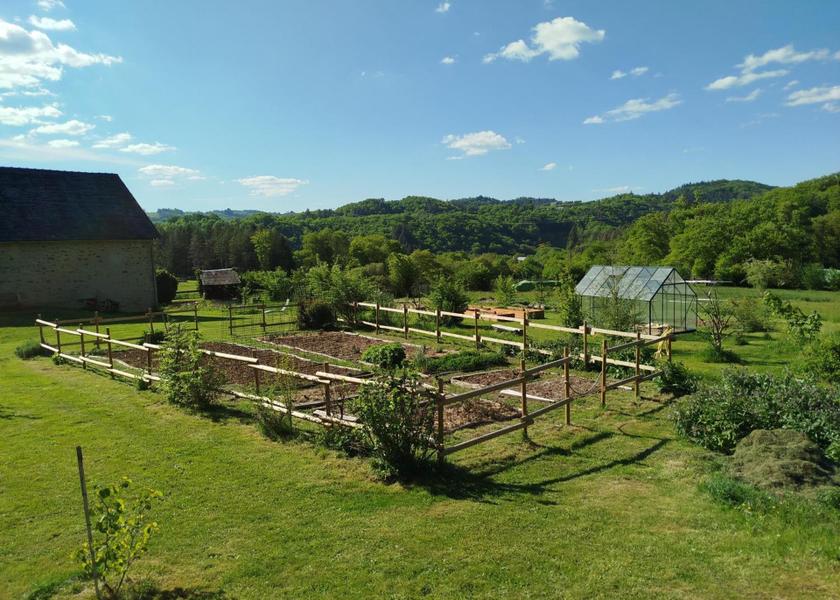 Nouvelle-Aquitaine Forges garden