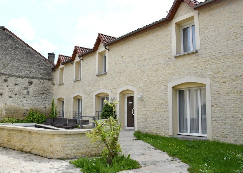 Grand Est Bar-sur-Aube Property grounds