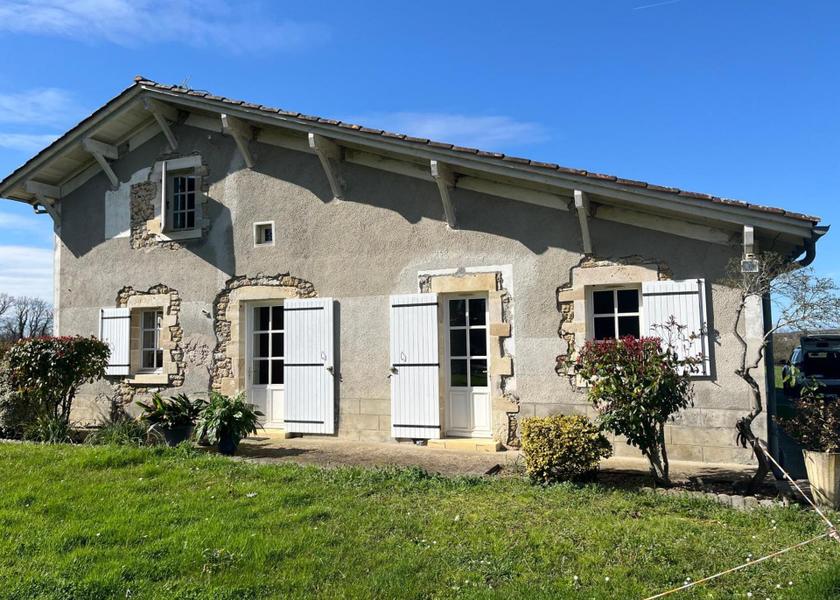 Nouvelle-Aquitaine Bazas exterior view