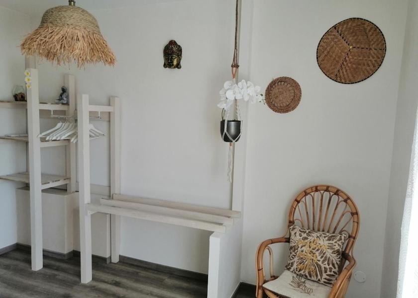 Occitanie Beaucaire Public Areas