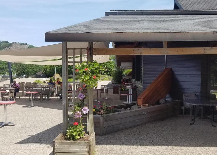 Auvergne-Rhone-Alpes Besse-et-Saint-Anastaise beach