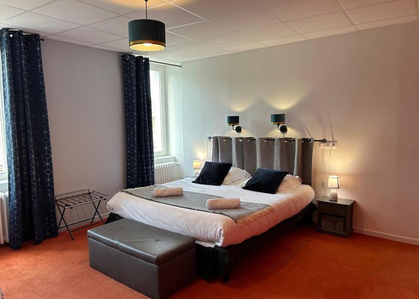 Auvergne-Rhone-Alpes Besse-et-Saint-Anastaise Triple Room - Disability Access