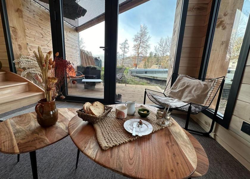 Auvergne-Rhone-Alpes Besse-et-Saint-Anastaise balcony/terrace