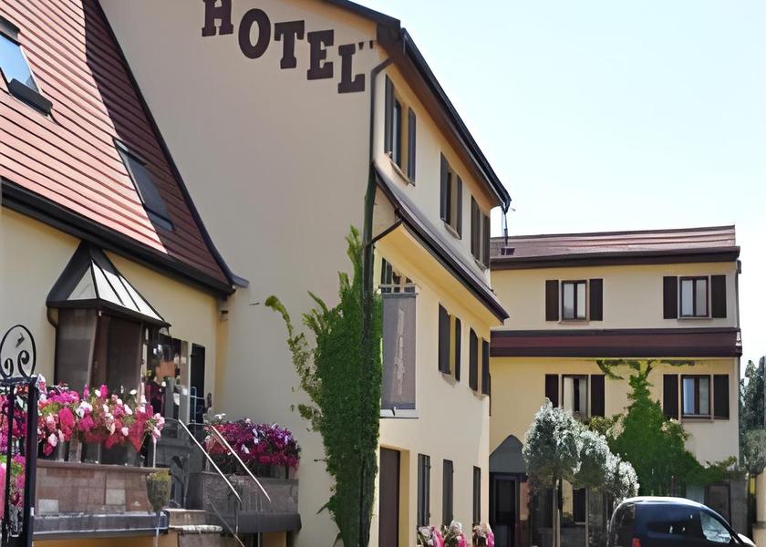 Grand Est Bischwihr exterior view