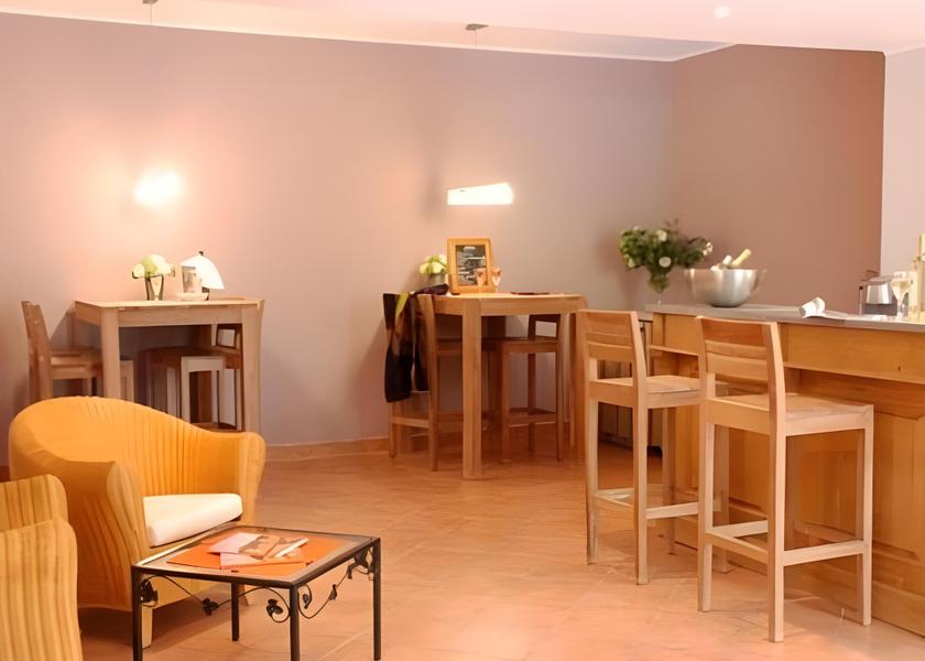 Provence - Alpes - Cote d'Azur Cassis lobby