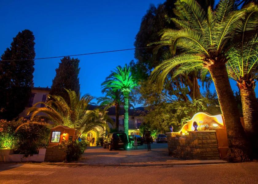 Provence-Alpes-Côte d'Azur Cavalaire-sur-Mer facilities