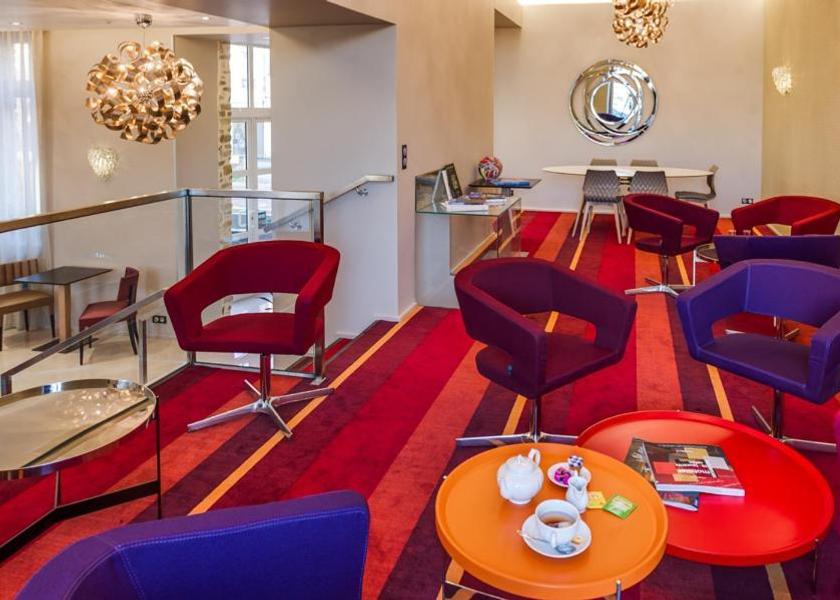Pays de la Loire Chateaubriant shared lounge/tv area
