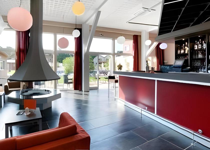 Centre-Loire Valley Chaveignes bar/lounge