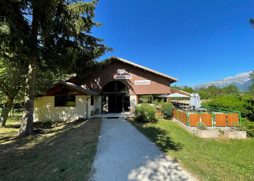 Auvergne-Rhone-Alpes Corenc garden