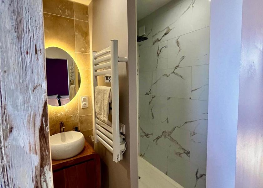 Auvergne-Rhone-Alpes Ecully 