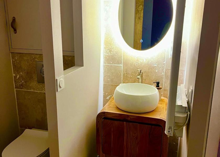 Auvergne-Rhone-Alpes Ecully 