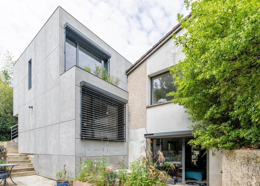 Auvergne-Rhone-Alpes Ecully exterior view