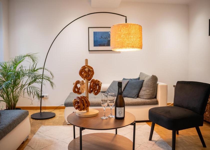 shared lounge/tv area