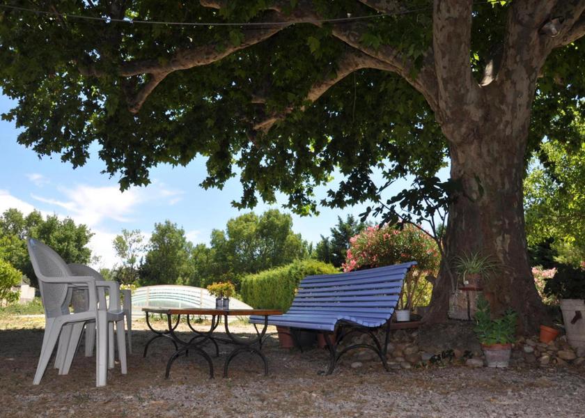 Provence - Alpes - Cote d'Azur Entraigues-sur-la-Sorgue balcony/terrace